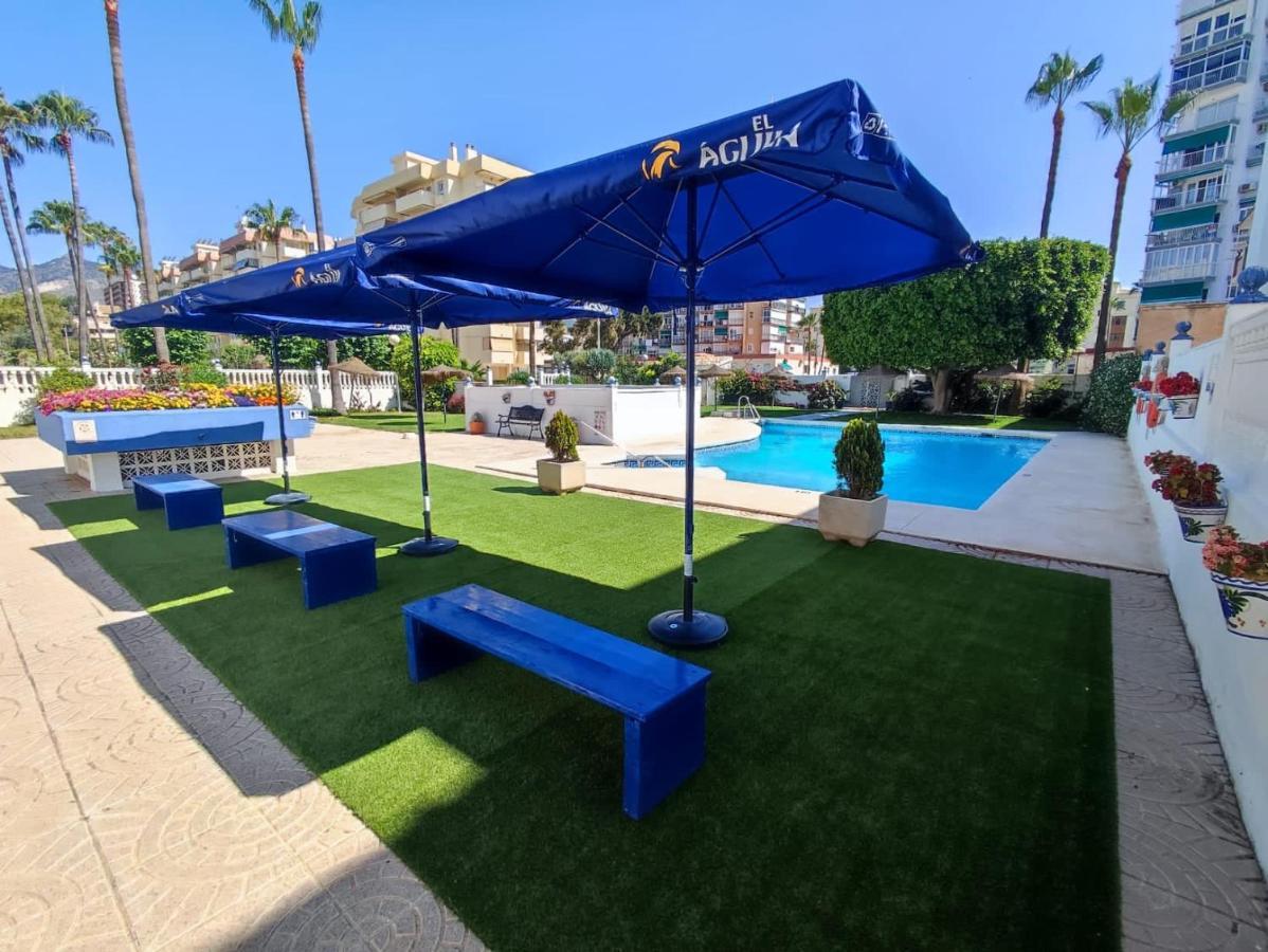 Luxury Beachfront Apartment In Benalmadena Costa Bagian luar foto